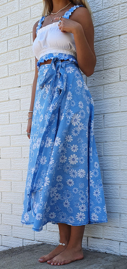 Blue Daisy Damask Top & Wrap Set