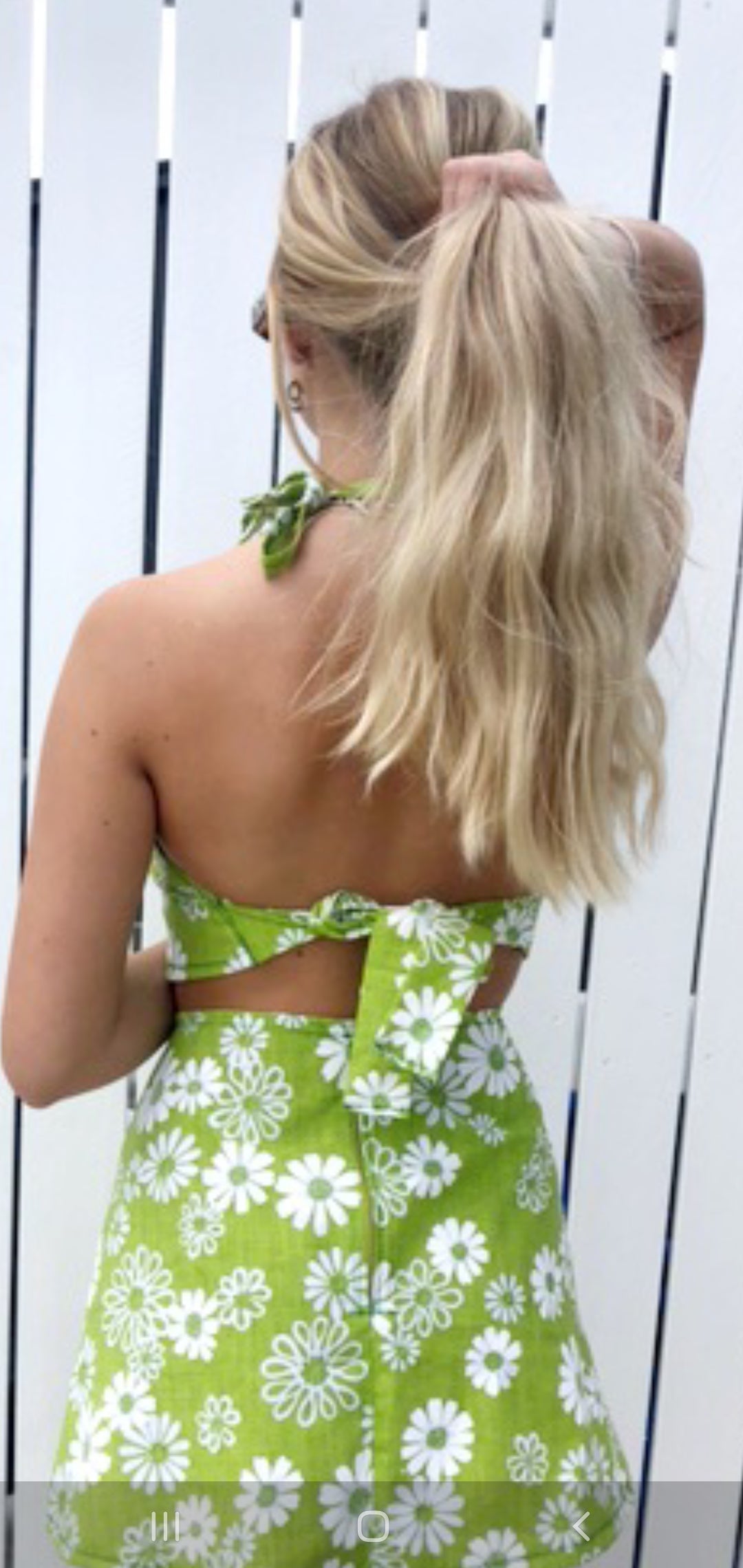 Twiggy  Tie Top (Green Daisy)